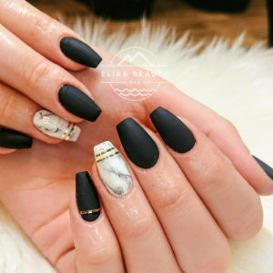 Black Nails with Marble